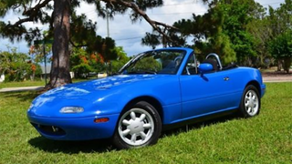 Illustration for article titled Here Are Ten Of The Best '90s Cars On eBay For Less Than $9,000